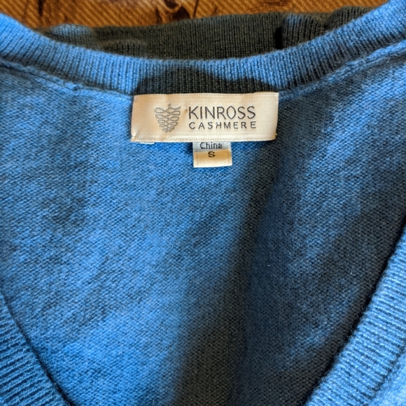 Cashmere Sweater - Picture 5 of 5